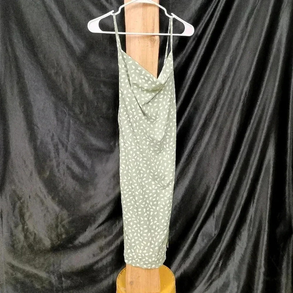 Cute Green Slip Dress with White Speckles - Picture 1 of 5